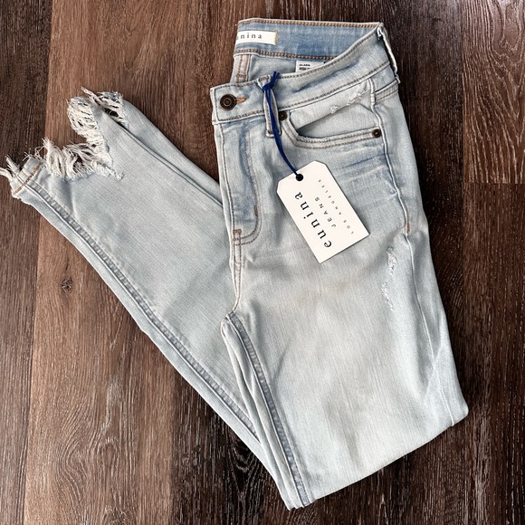 Eunina “Clara” high rise distressed skinny jean [various sizes] - Picture 1 of 5